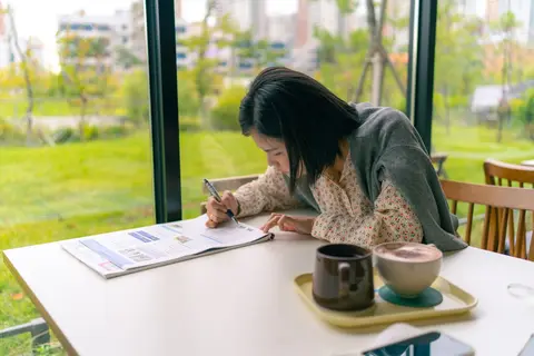 Đăng ký tạm trú cho người giúp việc ở lại TP.HCM — khai thông tin cư trú